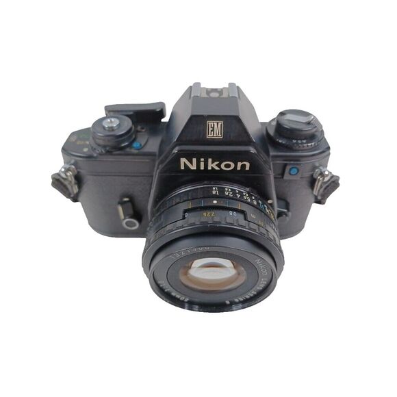 Nikon EM 35mm SLR Film Camera Black  W/ Nikon 50mm 1:1.8 Lens - Picture 2 of 7